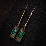 Pendientes Dorados con Colgante Verde