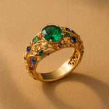 Anillo de Oro con Cristales Verdes y Azules