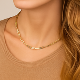 Collar de oro con cadena clásica