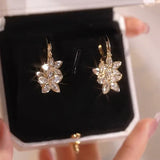 Pendientes Estrella de Primavera con Colgante