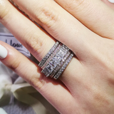 Anillo Simple con Piedra para Mujeres