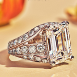 Anillo Cuadrado en Aleación con Diamante