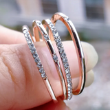 Anillo Cuadrado de Circonio con Cuatro Diamantes