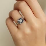 Anillo Vintage Cuadrado con Zircónia Azul