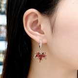 Pendientes Dorados de Hoja con Zirconia