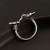 Anillo Colibrí y Flor – Anillo Ajustable con Pájaro Abierto para Mujeres