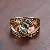 Anillo Elegante en Cristal Negro