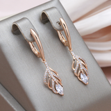 Pendientes Elegantes en Hojas Brillantes