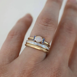 Conjunto de Anillos Vintage con Ópalo Dorado