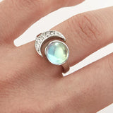 Piedra de Luna en Forma de Media Luna