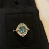 Anillo ajustable vintage intemporal en plata blanca y aguamarina